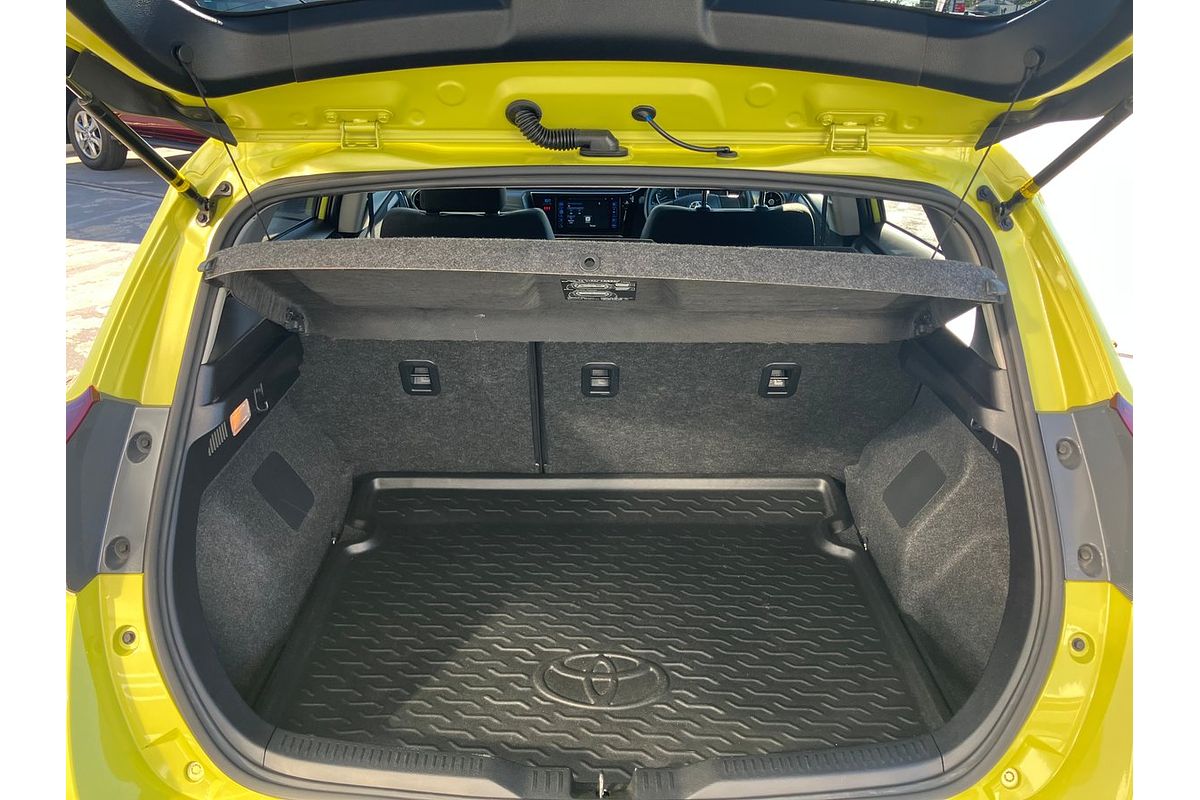 2015 Toyota Corolla Ascent Sport ZRE182R