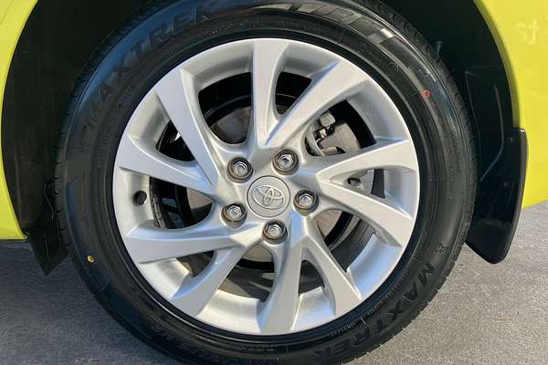 2015 Toyota Corolla Ascent Sport ZRE182R