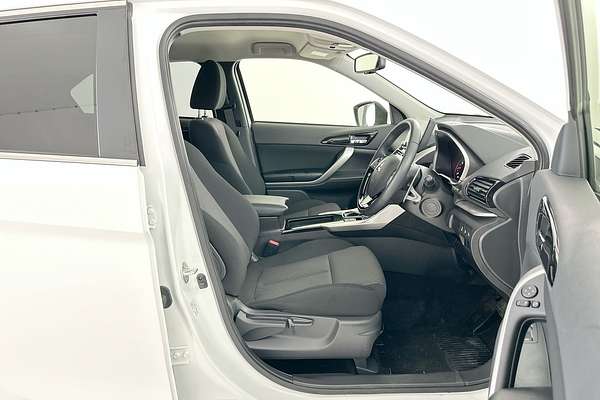 2023 Mitsubishi Eclipse Cross LS YB