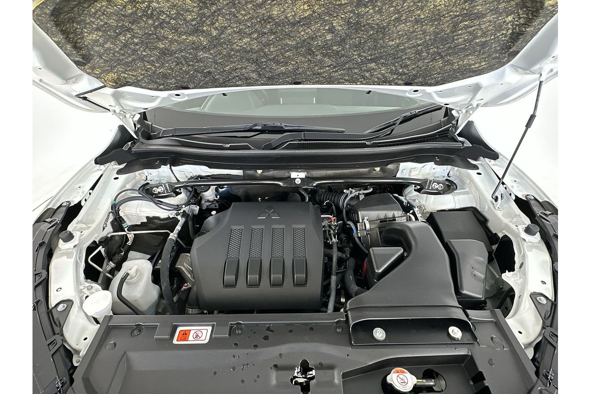 2023 Mitsubishi Eclipse Cross LS YB