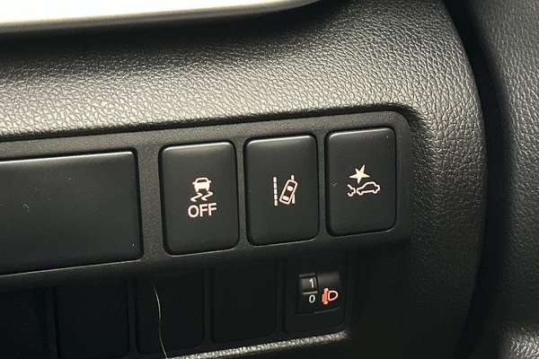 2023 Mitsubishi Eclipse Cross LS YB