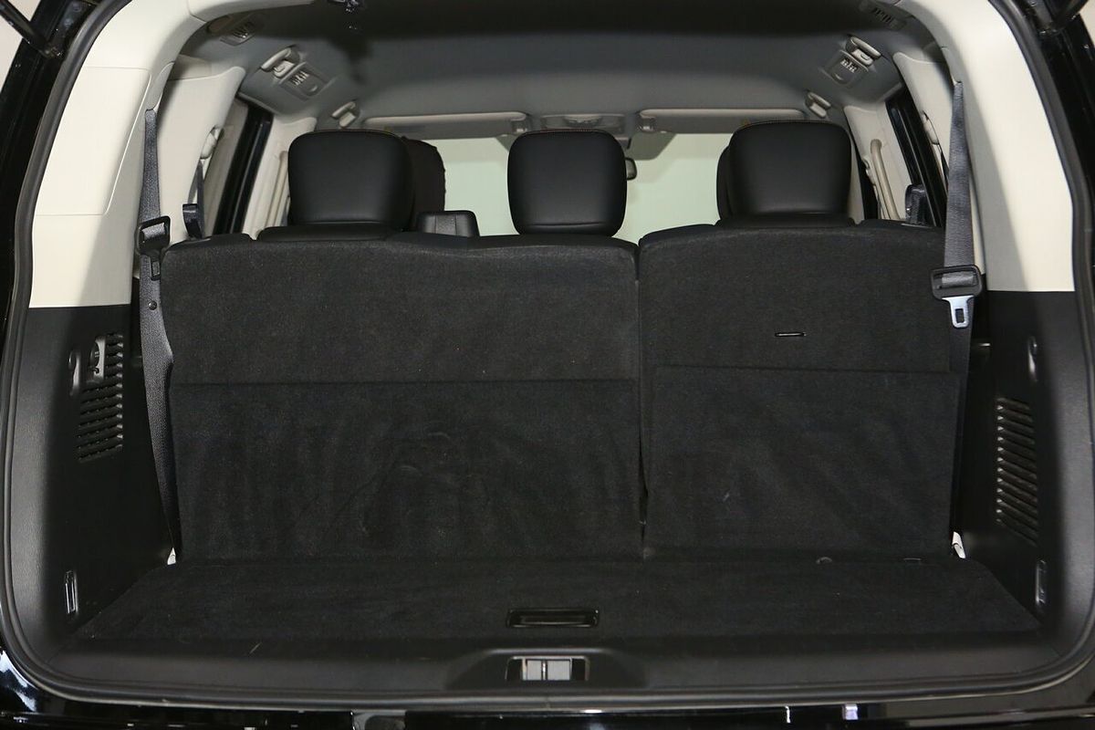 2023 Nissan Patrol Ti Y62
