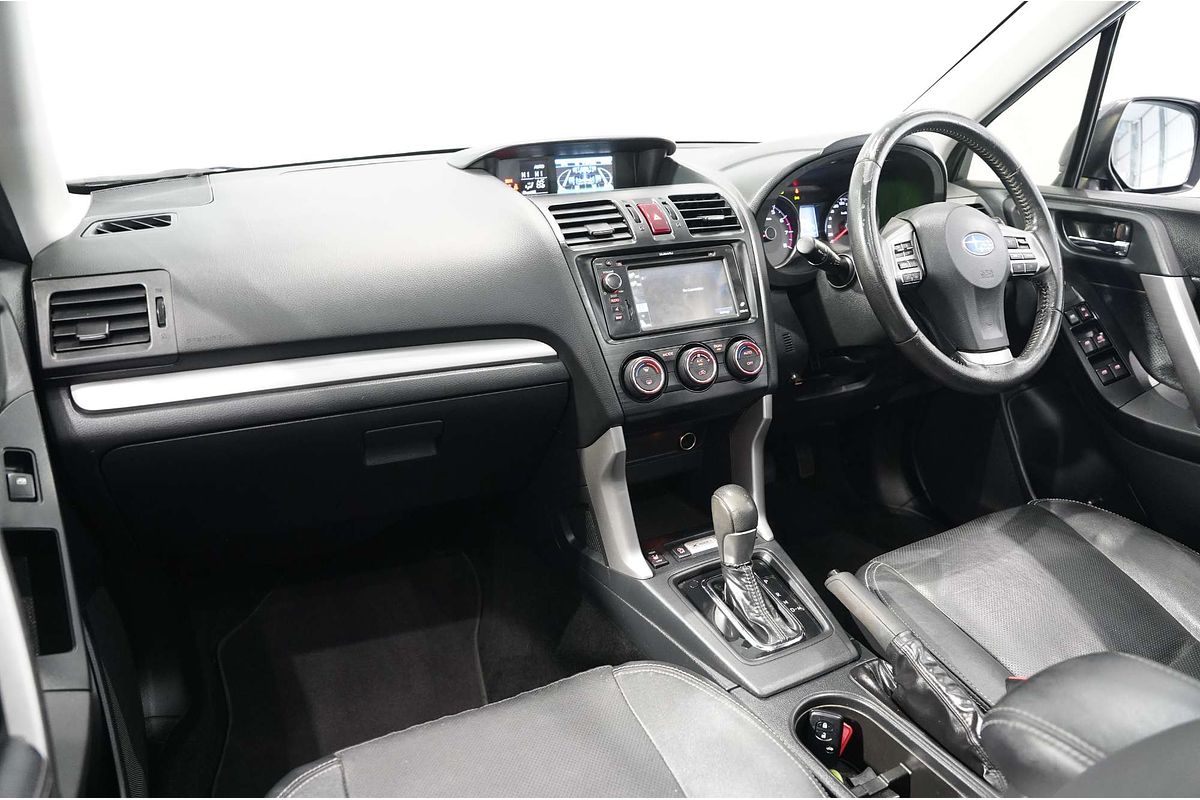2014 Subaru Forester 2.5i-S S4