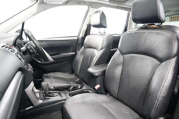 2014 Subaru Forester 2.5i-S S4
