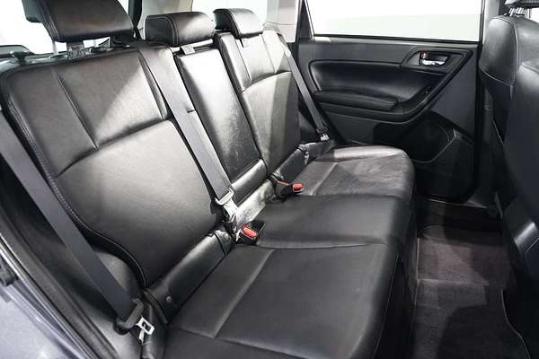2014 Subaru Forester 2.5i-S S4