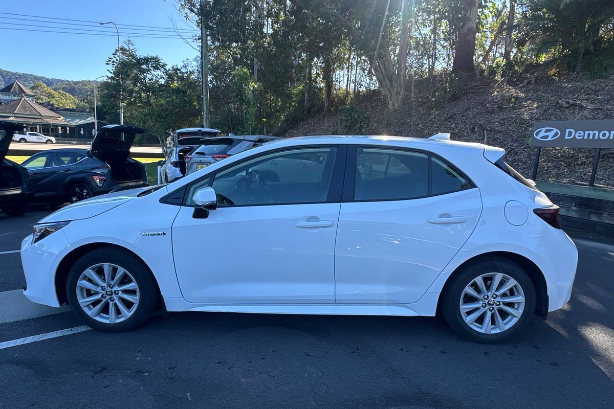 2023 Toyota Corolla Ascent Sport Hybrid ZWE219R