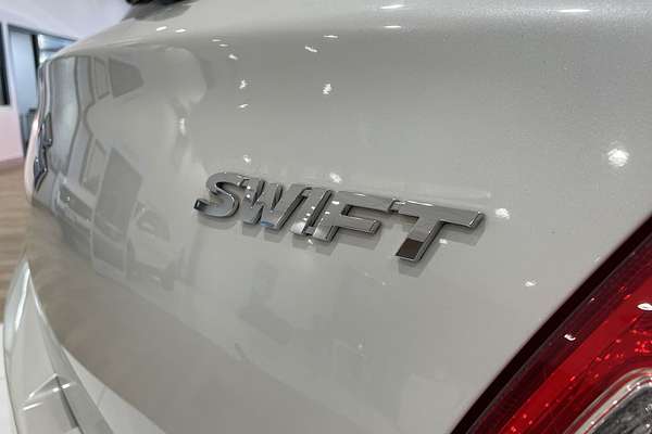 2018 Suzuki Swift GL Navigator AZ
