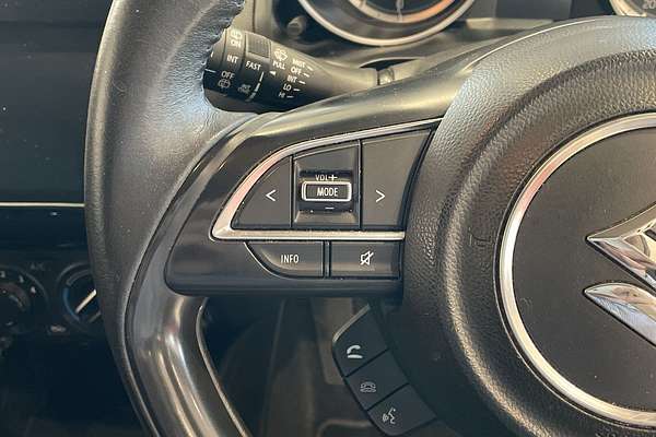 2018 Suzuki Swift GL Navigator AZ