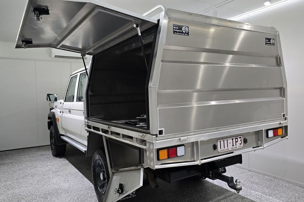 2023 Toyota LC Military LC Military GXL 2.8L T Diesel Automatic Dual Cab Chassis GDJL79R 4X4