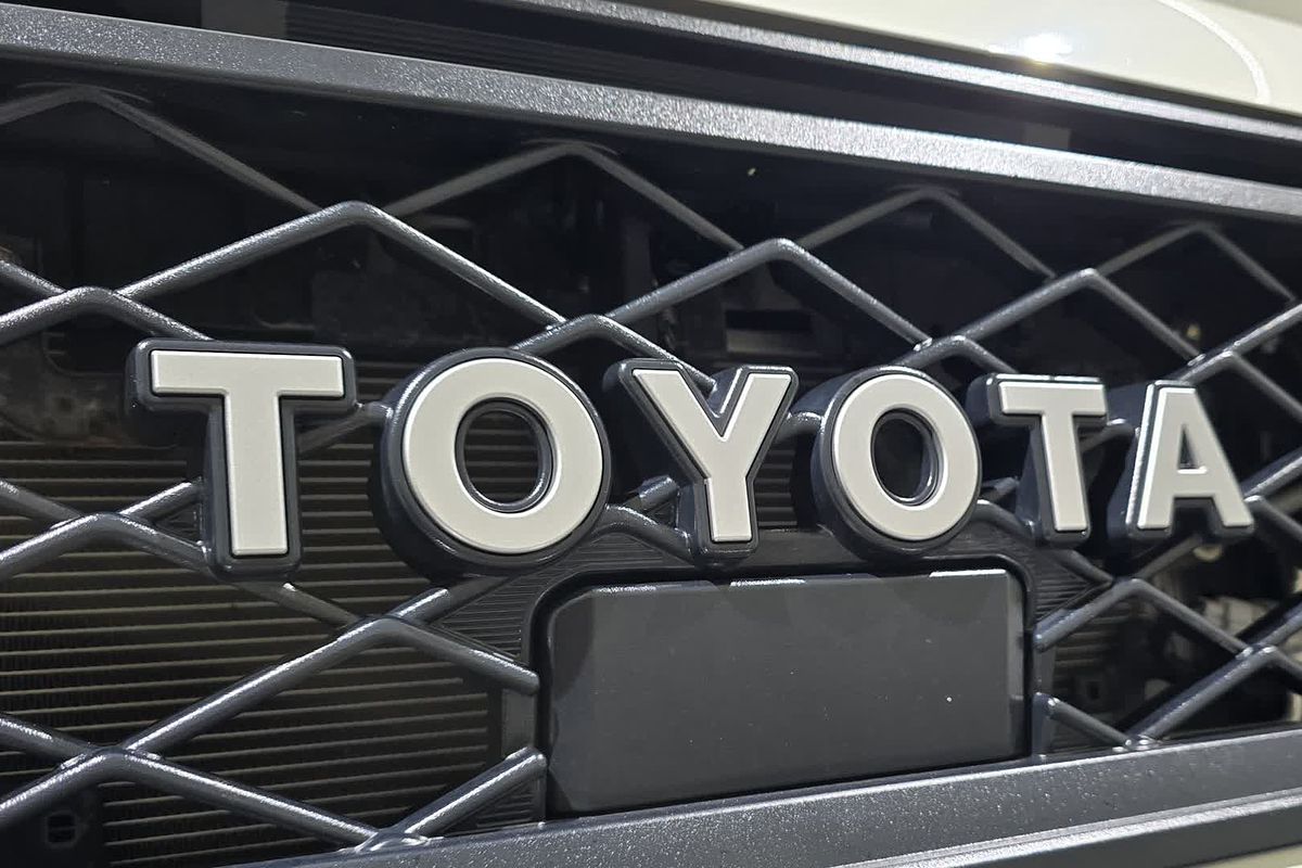 2023 Toyota LC Military LC Military GXL 2.8L T Diesel Automatic Dual Cab Chassis GDJL79R 4X4