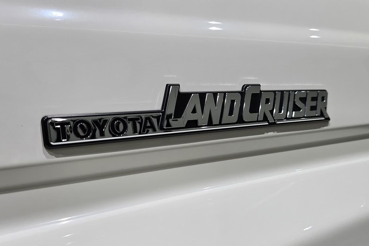 2023 Toyota LC Military LC Military GXL 2.8L T Diesel Automatic Dual Cab Chassis GDJL79R 4X4