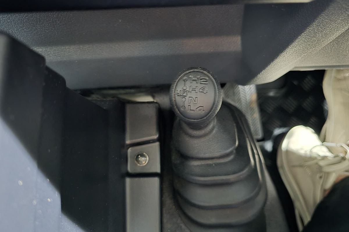 2023 Toyota LC Military LC Military GXL 2.8L T Diesel Automatic Dual Cab Chassis GDJL79R 4X4
