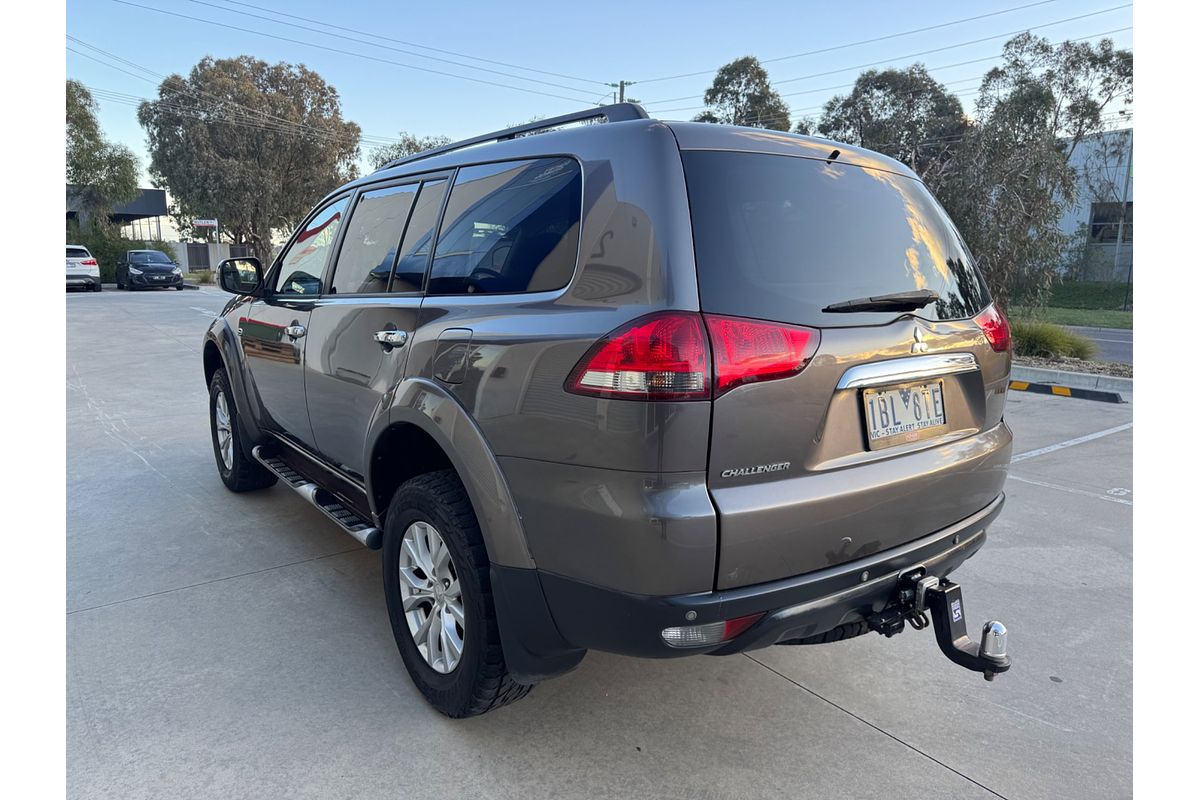 2013 Mitsubishi Challenger  PB