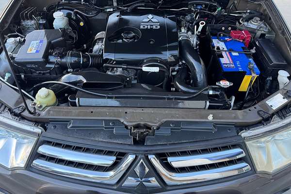 2013 Mitsubishi Challenger  PB