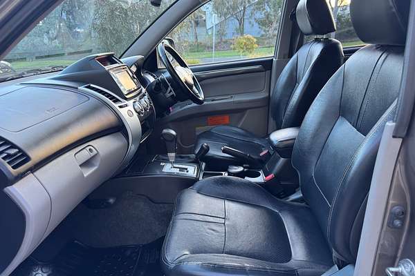 2013 Mitsubishi Challenger  PB