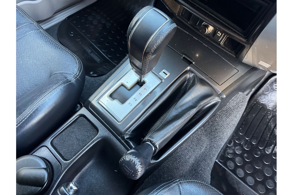 2013 Mitsubishi Challenger  PB