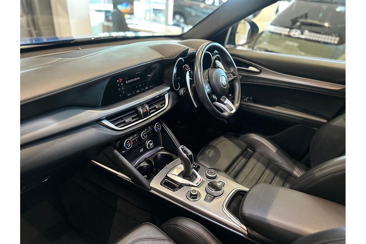 2022 Alfa Romeo Stelvio Veloce Series 3