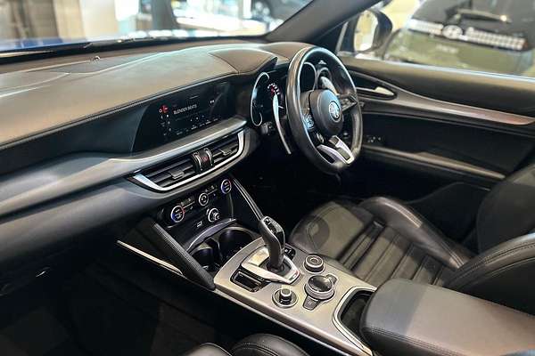 2022 Alfa Romeo Stelvio Veloce Series 3