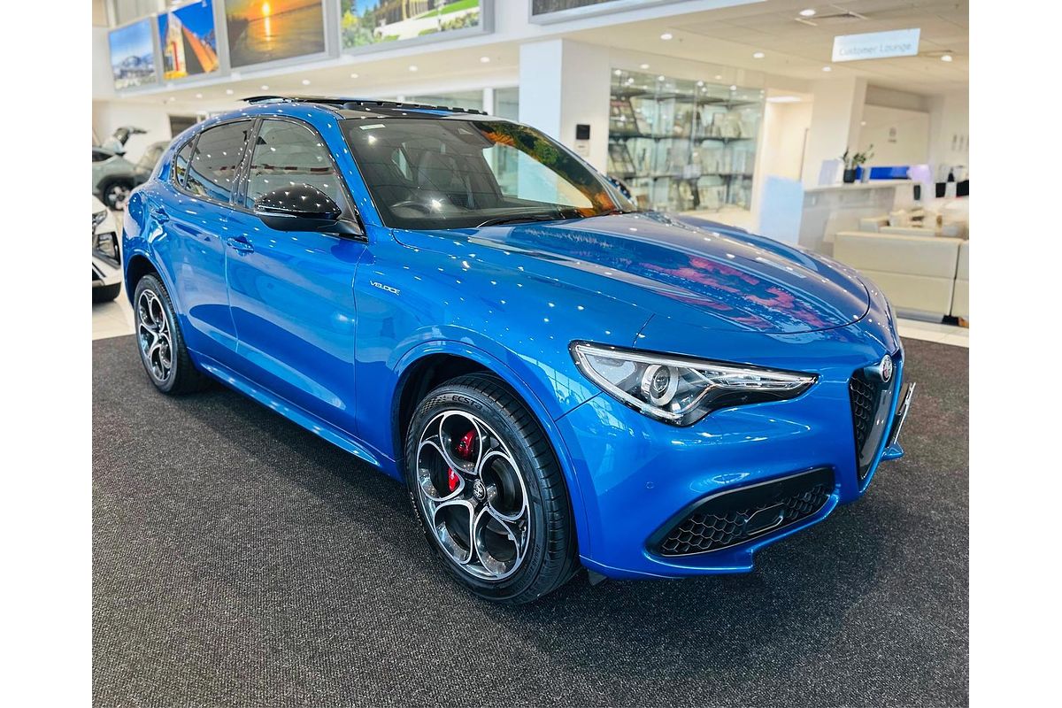 2022 Alfa Romeo Stelvio Veloce Series 3
