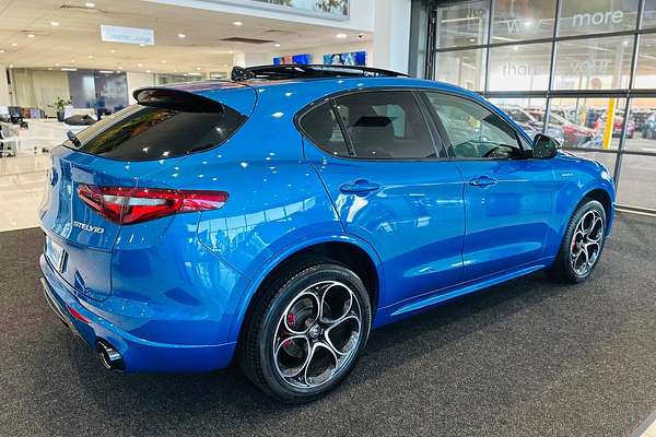 2022 Alfa Romeo Stelvio Veloce Series 3
