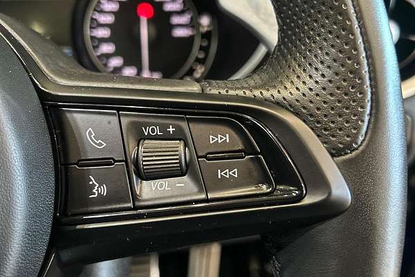 2022 Alfa Romeo Stelvio Veloce Series 3