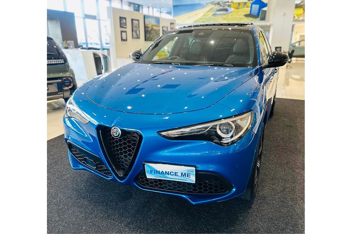 2022 Alfa Romeo Stelvio Veloce Series 3