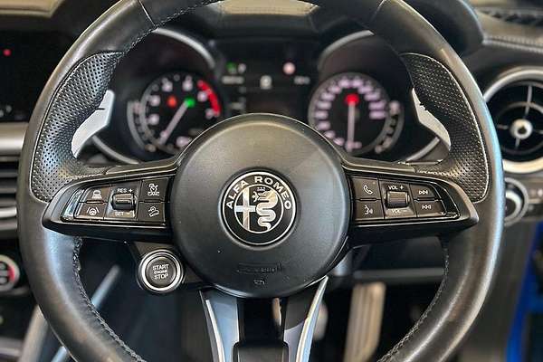 2022 Alfa Romeo Stelvio Veloce Series 3