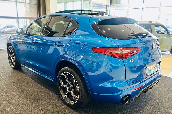 2022 Alfa Romeo Stelvio Veloce Series 3