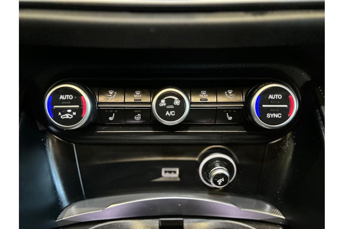 2022 Alfa Romeo Stelvio Veloce Series 3