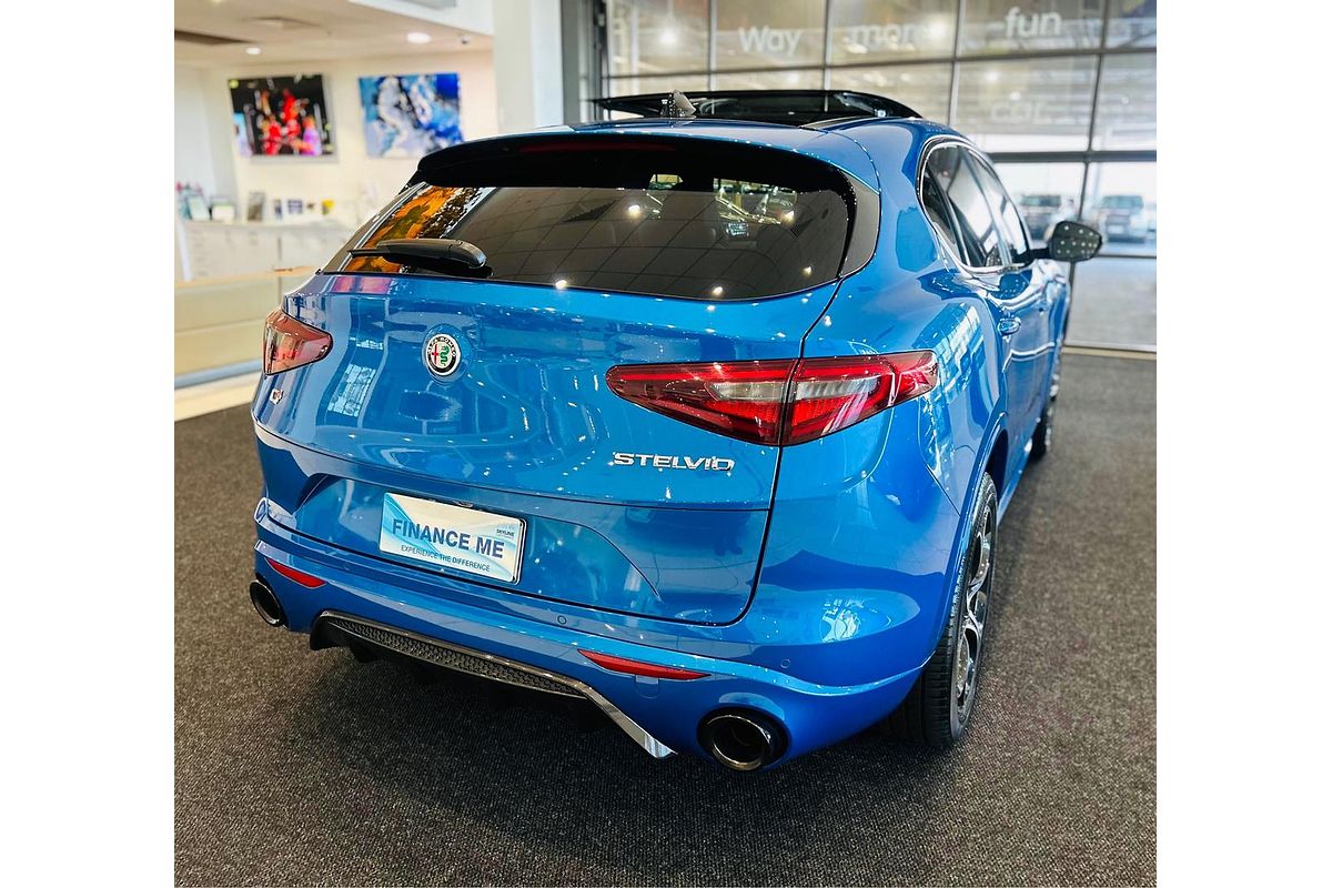 2022 Alfa Romeo Stelvio Veloce Series 3