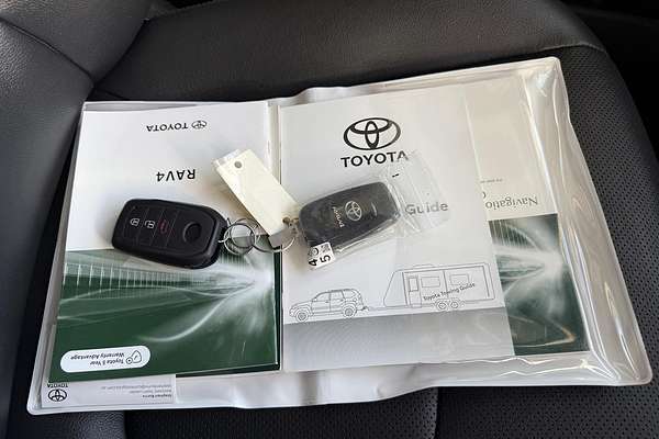 2022 Toyota RAV4 Cruiser AXAH54R