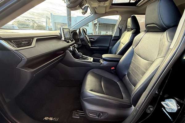 2022 Toyota RAV4 Cruiser AXAH54R