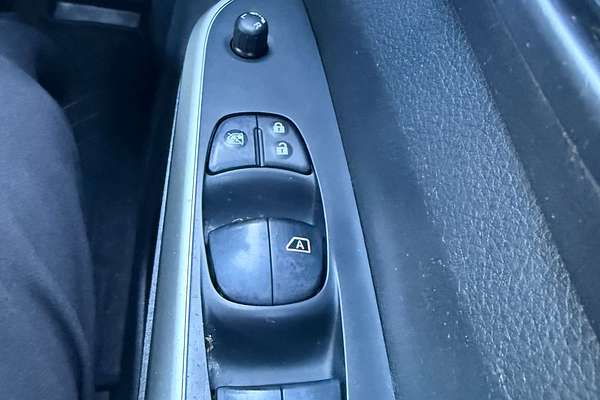 2016 Nissan Navara RX D23 Series 2 4X4