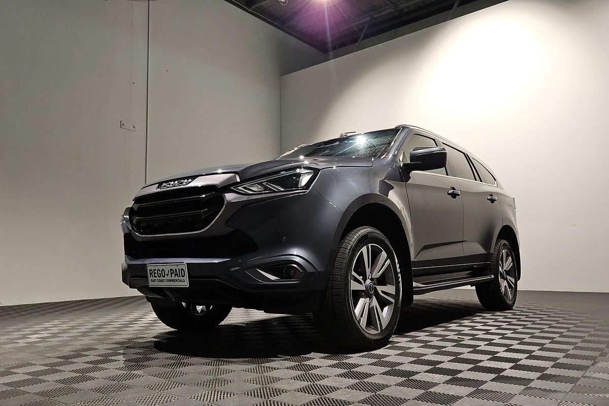 2023 Isuzu MU-X LS-T