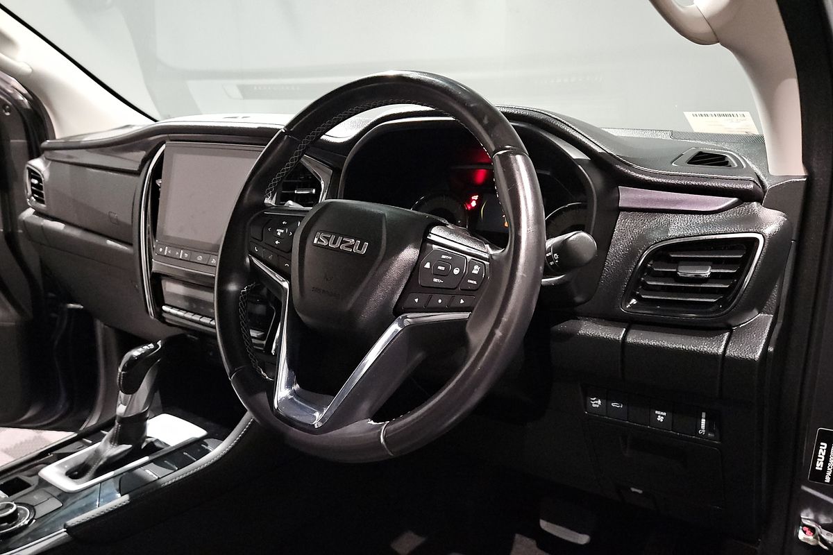 2023 Isuzu MU-X LS-T