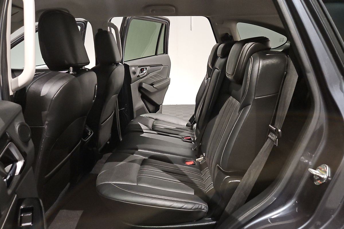 2023 Isuzu MU-X LS-T