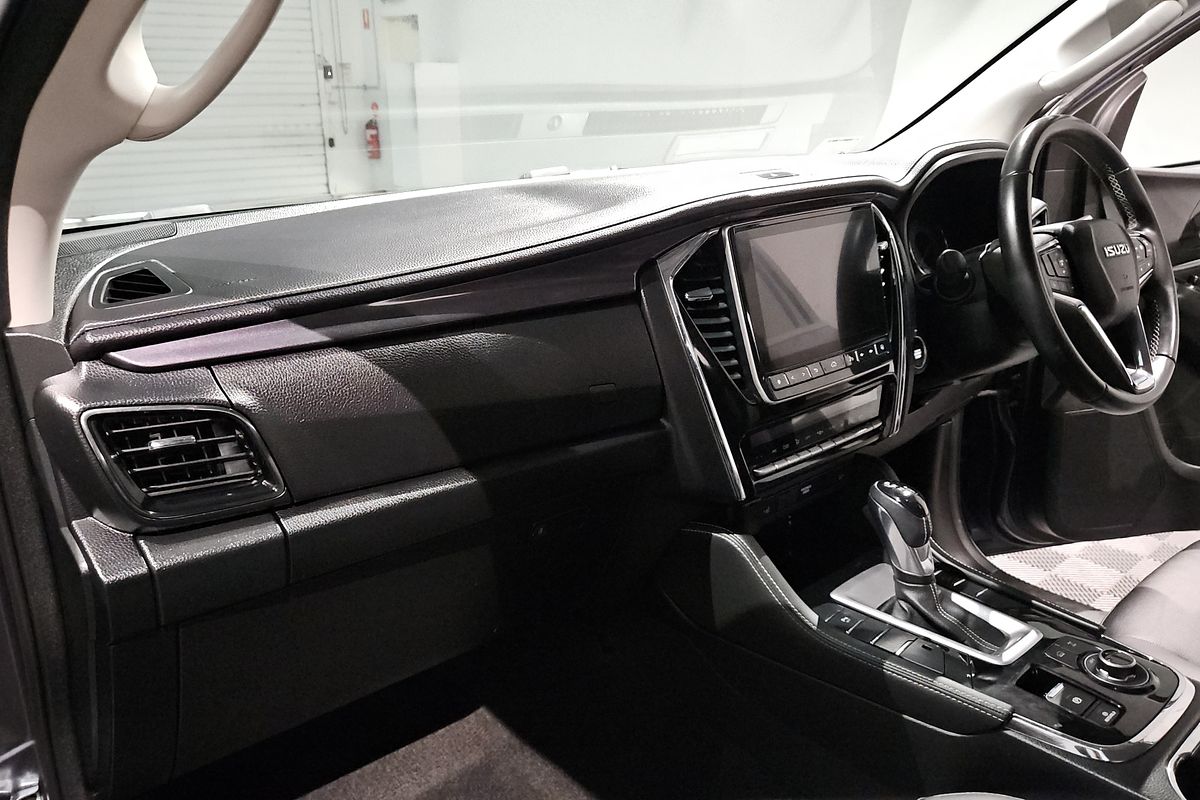2023 Isuzu MU-X LS-T