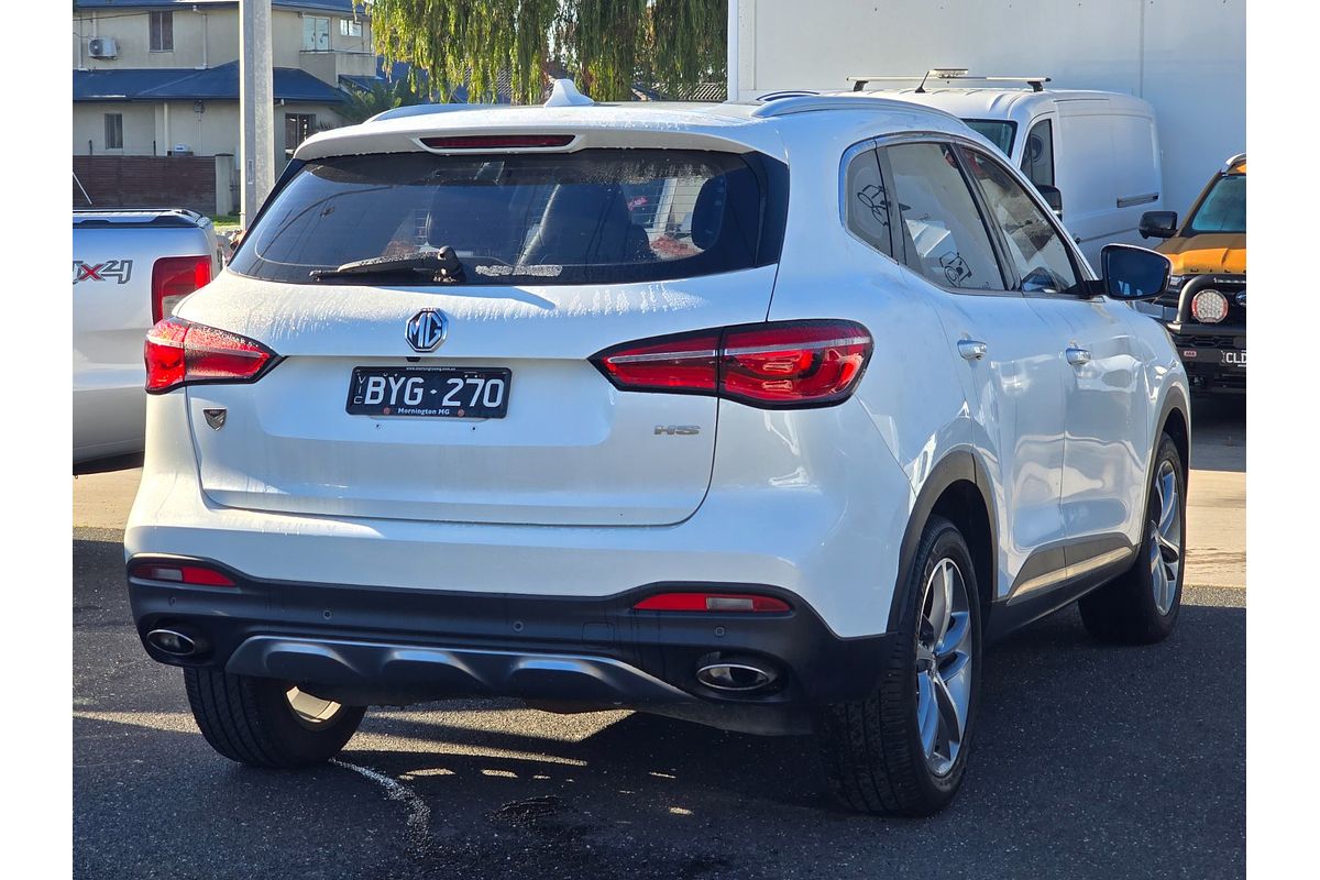 2022 MG HS Essence SAS23