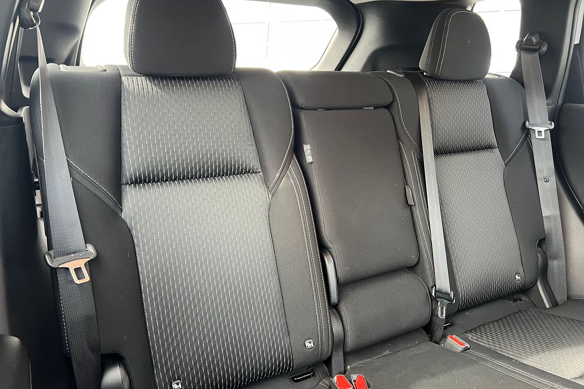 2021 Mitsubishi Outlander ES ZM
