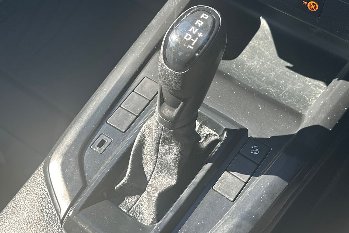 2022 Isuzu D-MAX SX High Ride  Rear Wheel Drive
