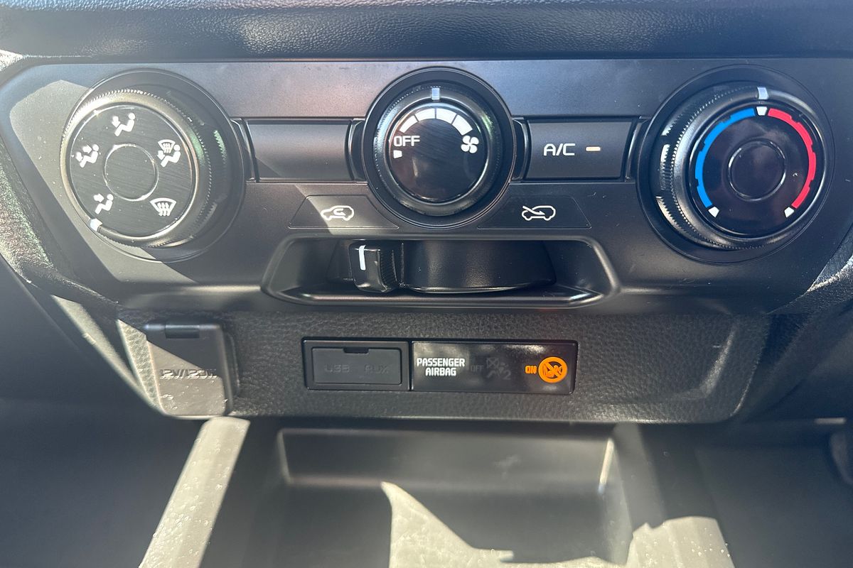 2022 Isuzu D-MAX SX High Ride  Rear Wheel Drive