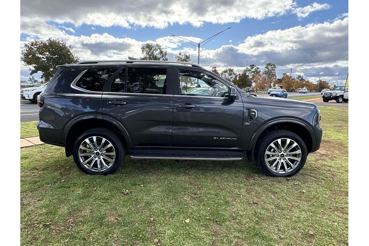 2025 Ford Everest Platinum 3.0L