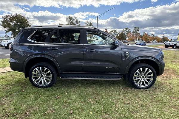 2025 Ford Everest Platinum 3.0L