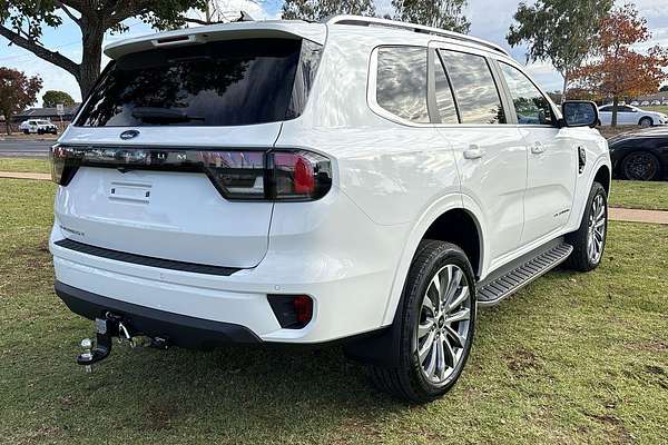 2025 Ford Everest Platinum 3.0L