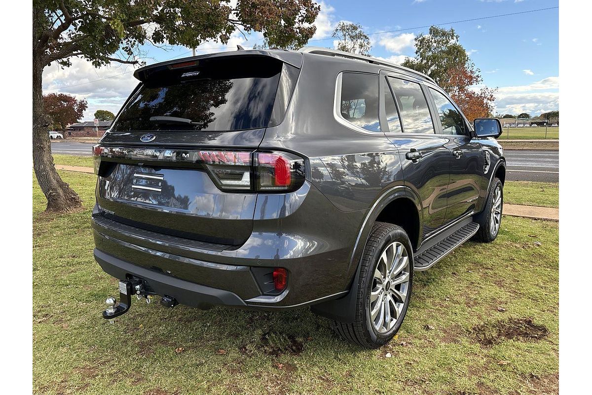 2025 Ford Everest Platinum 3.0L