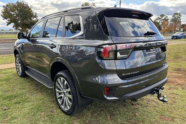 2025 Ford Everest Platinum 3.0L