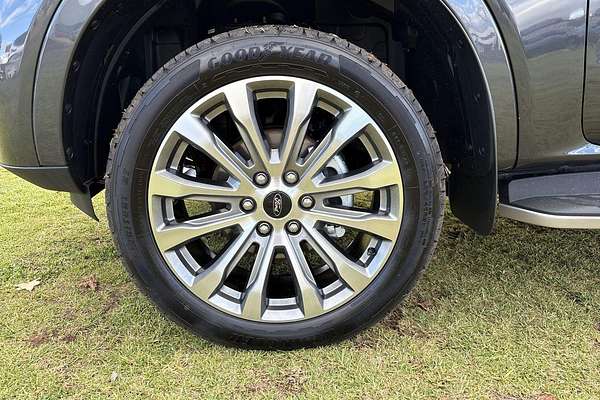 2025 Ford Everest Platinum 3.0L