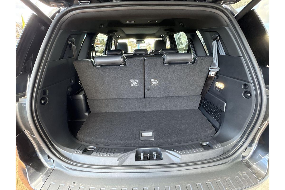 2025 Ford Everest Platinum 3.0L