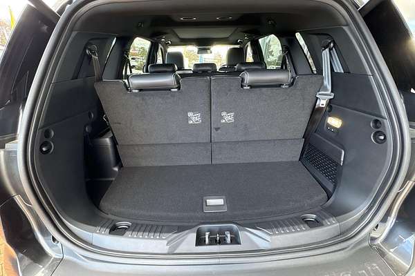 2025 Ford Everest Platinum 3.0L