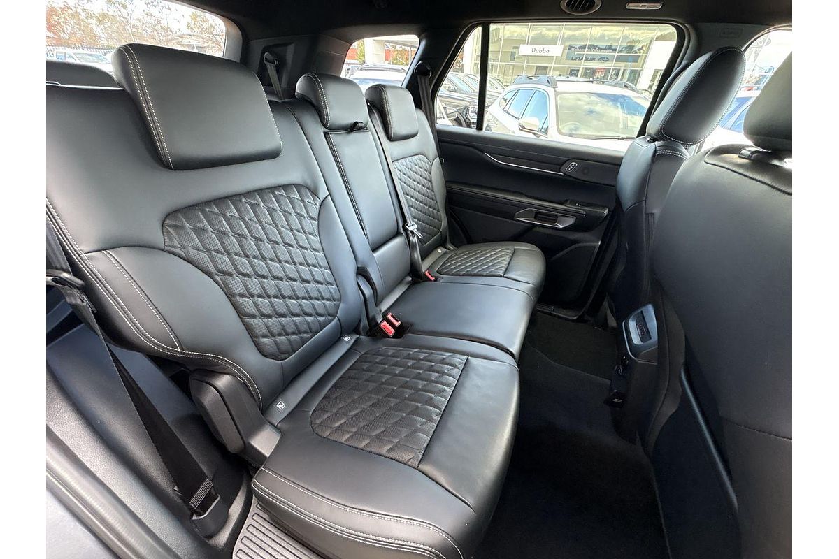 2025 Ford Everest Platinum 3.0L